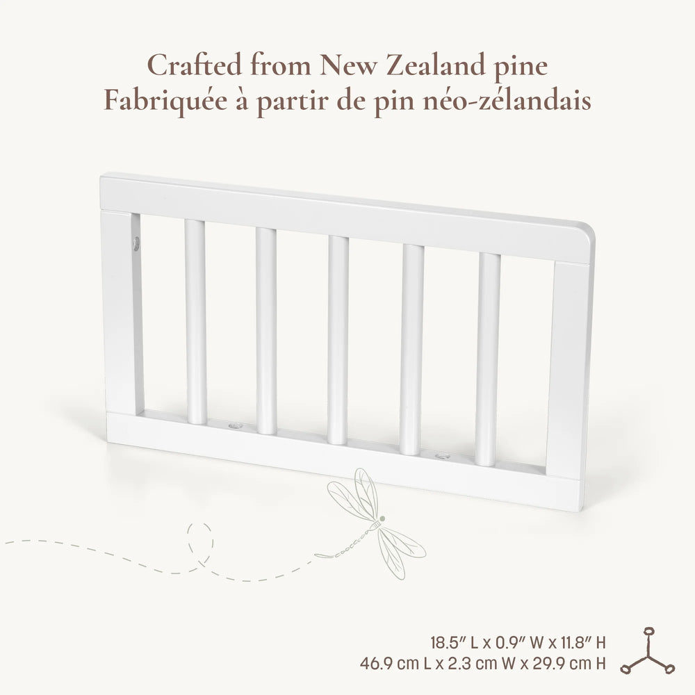 Little Seeds Toddler Guardrail (Spindle) Laurel Collection - White