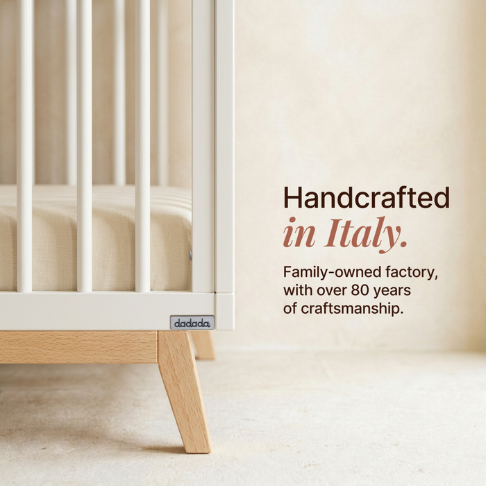 Dadada Soho 3-in-1 Convertible Crib - White/Natural