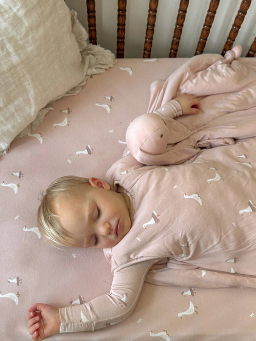 Gunamuna Crib Sheet - Tutu Goose