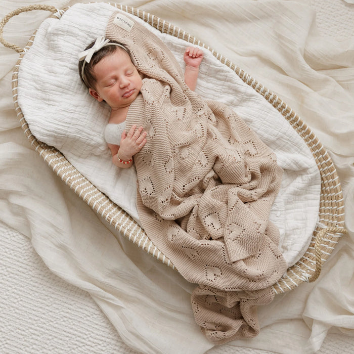 Bleu La La Swaddle Blanket Heart - Oatmeal