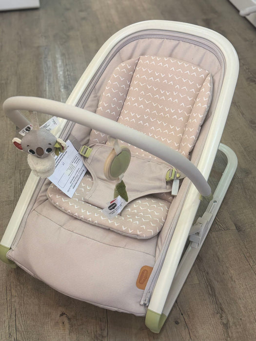 Tiny Love Kori Rocker (Markham Floormodel/IN STORE PICK UP ONLY)