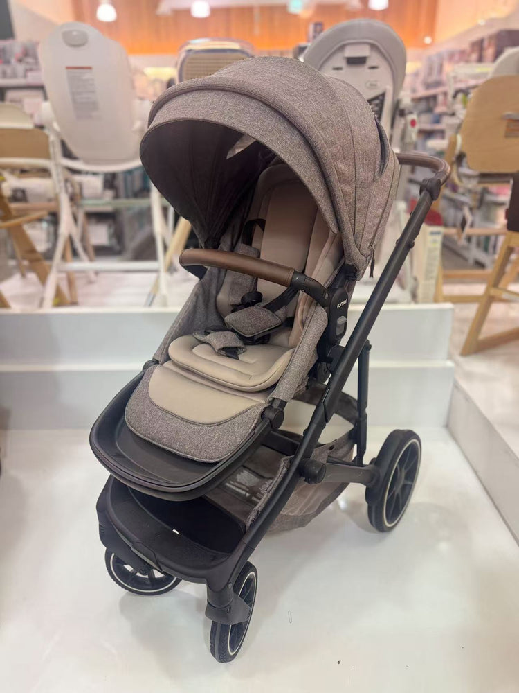 Romer Tura Stroller - Truffle  (Markham Floormodel/In Store Pickup ONLY)