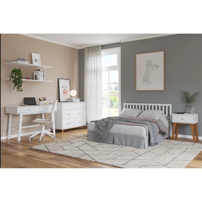 Child Craft Soho Desk - Matte White