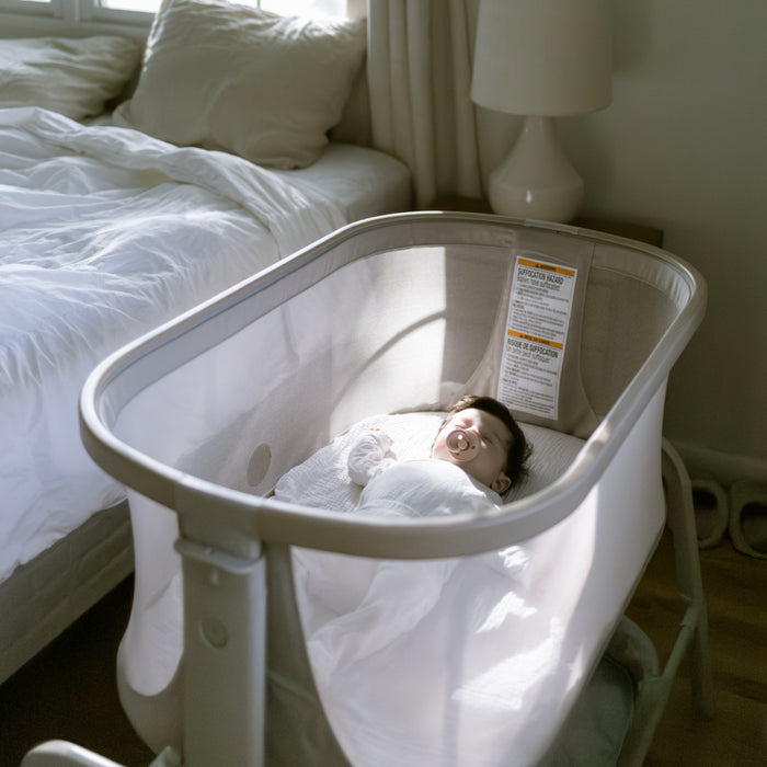 Maxi Cosi Iora Bedside Bassinet  - Classic Oat