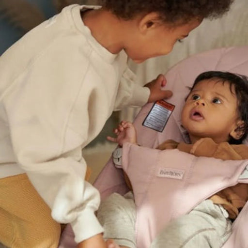 Bjorn Baby Bliss Bouncer Woven Petal Quilt - Dusty Pink