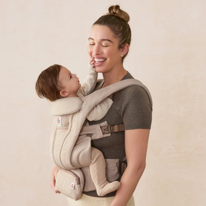 Ergobaby Omni Deluxe Mesh Carrier - Natural Beige