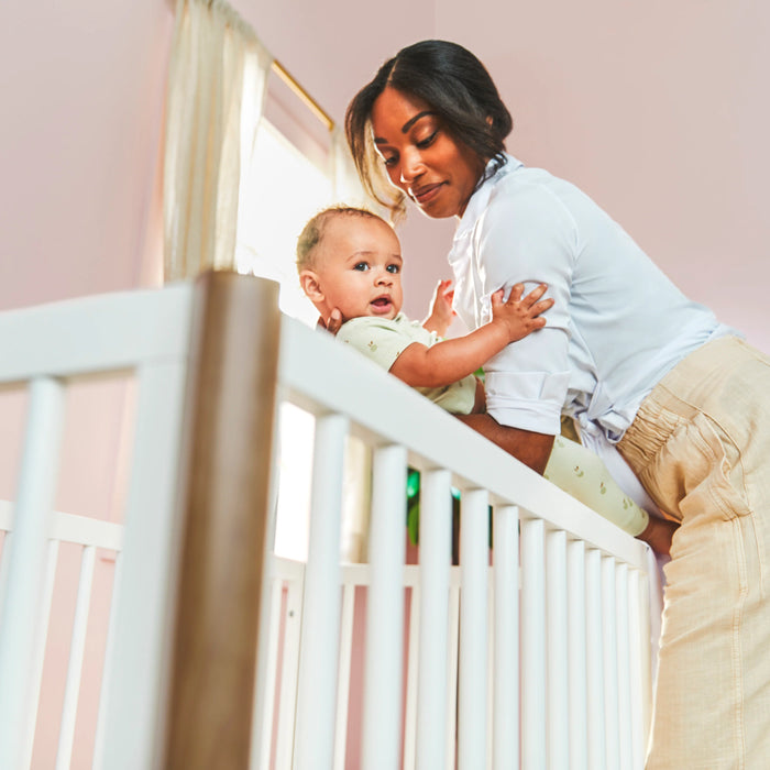Little Seeds Laurel Island 4 in 1 Crib - White/Chestnut