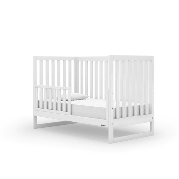 Dadada Austin 3-in-1 Convertible Crib - White