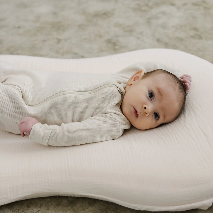 Snuggle Me Lounger Curve Muslin Cover - Natural