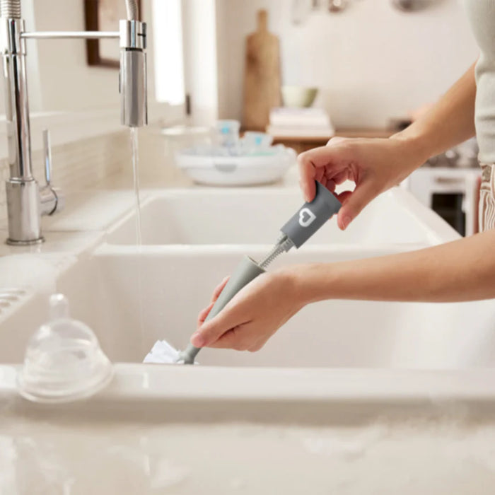 Munchkin Bristle Bottle Brush - Grey