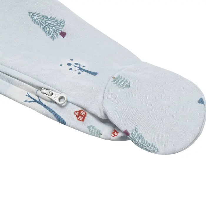 Nest Designs Long Sleeve Footed Sleeper - Snowy Snuggles