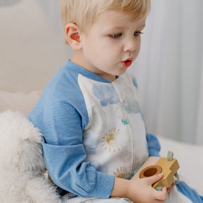 Nest Designs Raglan Long Sleeve Footed Sleep Bag 1.0T - Fluffy Puffs