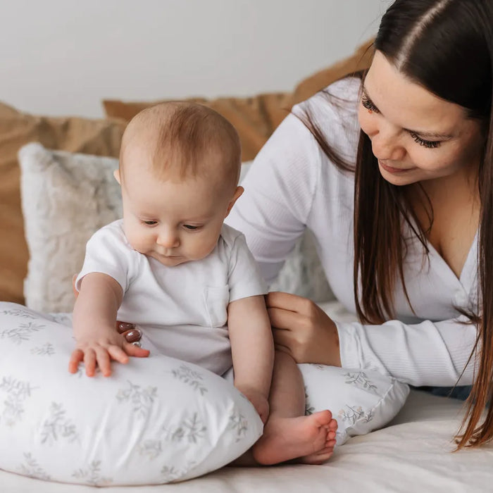 Perlim Pin Pin Nursing Pillow - Leaves