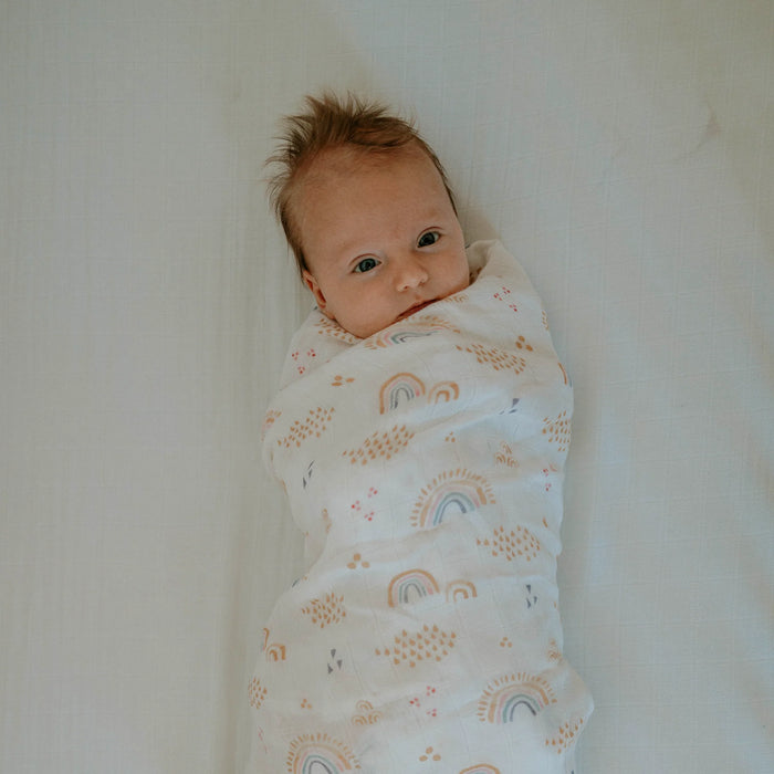 Little Unicorn Deluxe Muslin Swaddle - Rainbows & Raindrops