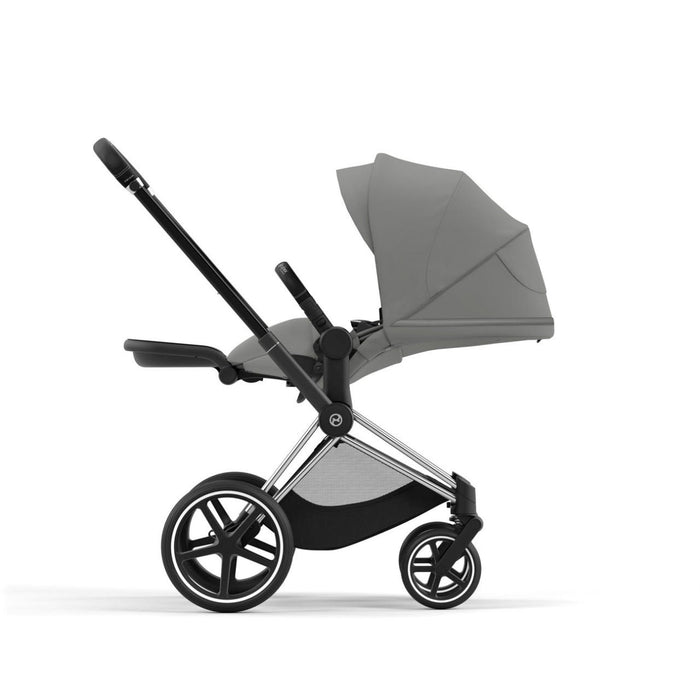 Cybex Priam 4 - Chrome Frame/Grey Seat with bassinet