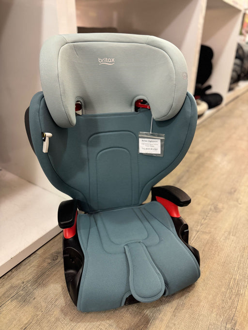 Britax Highpoint Booster Seat - Green Ombre (Markham Floormodel/In Store Pickup ONLY)