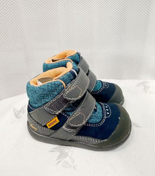 See Kai Run Atlas Waterproof Boot Blue Size 5 Only