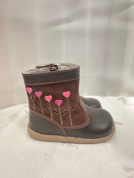 See Kai Run Mizuki Brown/Hot Pink Size 6 Only