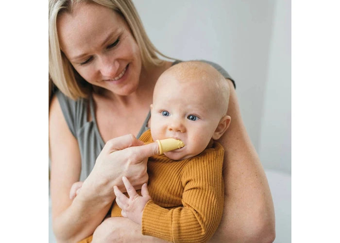 Dr Brown's Silicone Finger Toothbrush with Case - Yellow&Grey HG015