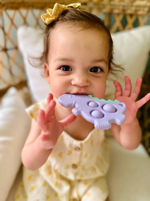 Itzy Ritzy Pop Teether - Lilac Dino