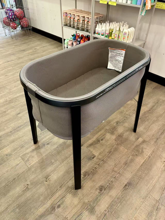 Stokke Snoozi - Graphite Grey + Travel Bag (Markham Floormodel/IN STORE PICK UP ONLY)