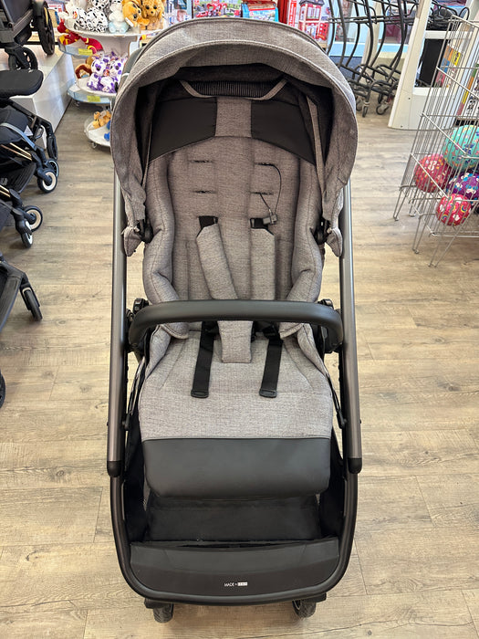 Peg Perego Veloce Stroller - City Grey (Markham Floormodel/In Store Pickup ONLY)