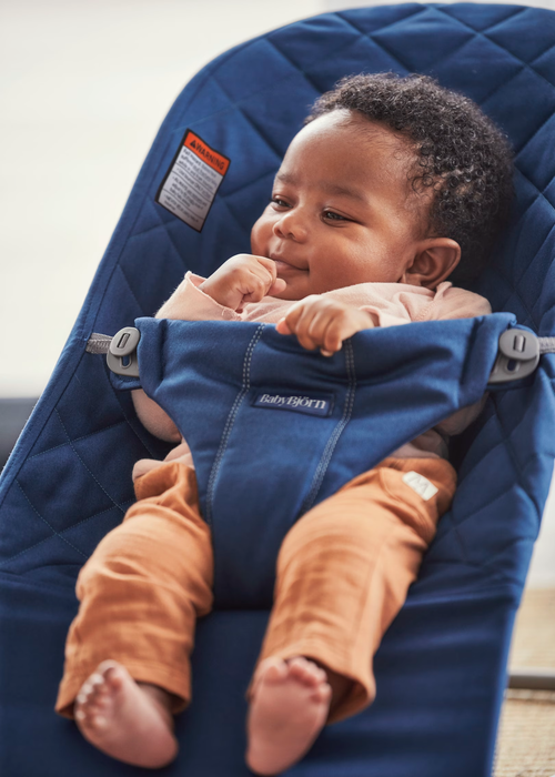 Baby Bjorn Bliss Bouncer Woven Petal Quilt - Midnight blue