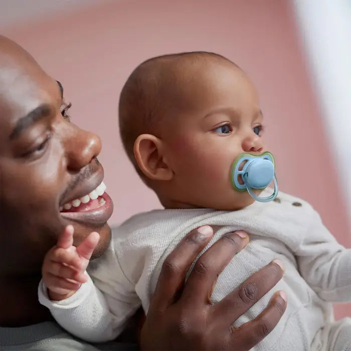 Avent Ultra Air Pacifier 2pk 0-6M - Green+Blue