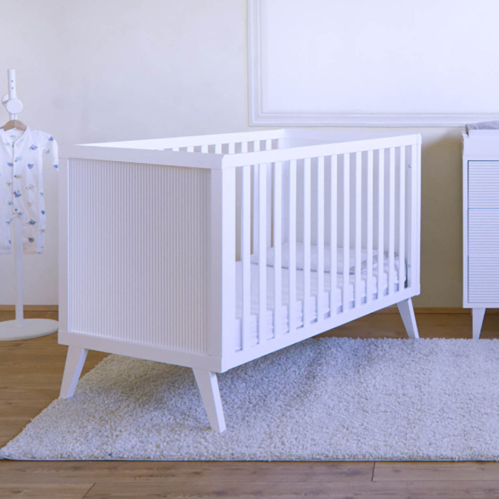 Pali Milano Deluxe Classic Crib - White (MADE IN ITALY)