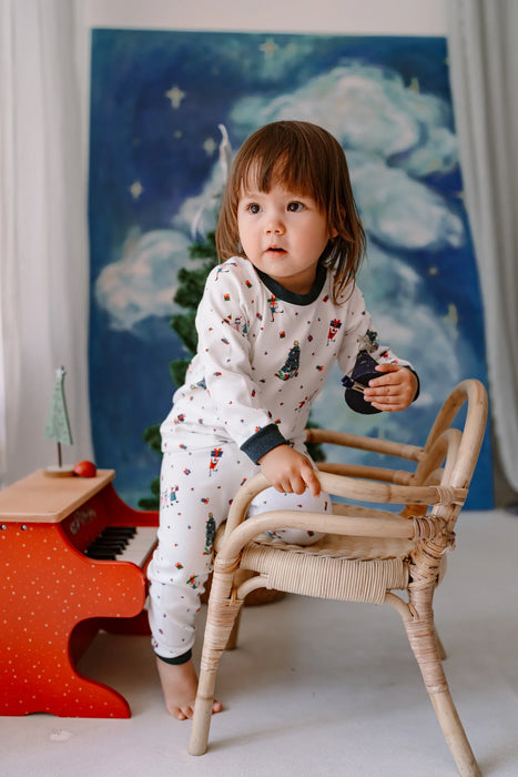 Nest Designs Long Sleeve PJ Set - Santas Elves