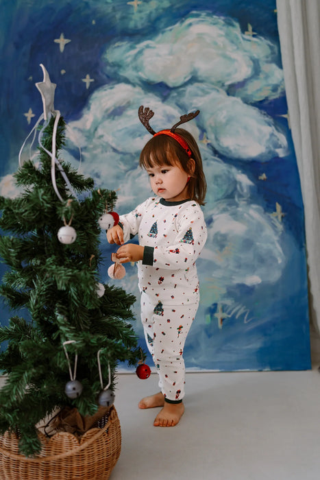 Nest Designs Long Sleeve PJ Set - Santas Elves