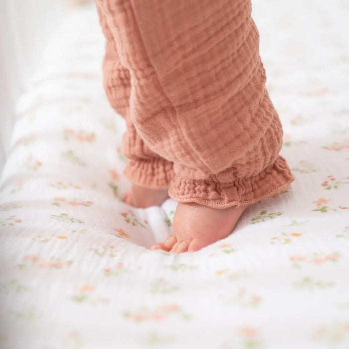 Aden + Anasis Muslin Crib Sheet - Country Floral