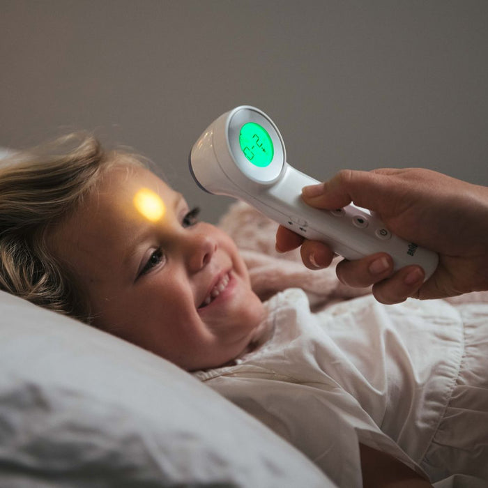 Braun No touch + forehead thermometer with Age Precision™