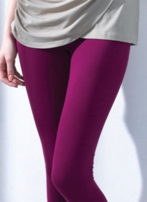 Mothers En Vogue Live in Em Capri Leggings - Purple