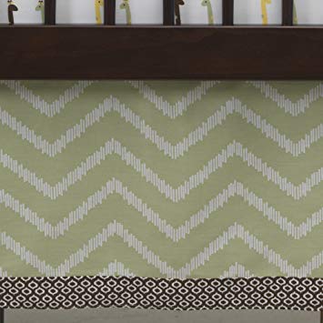 Lambs & Ivy Dust Ruffle Giraffe Chevron