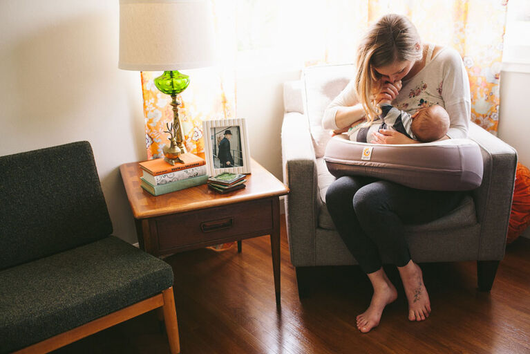 Ergobaby Natural Curve Nursing Pillow - Grey