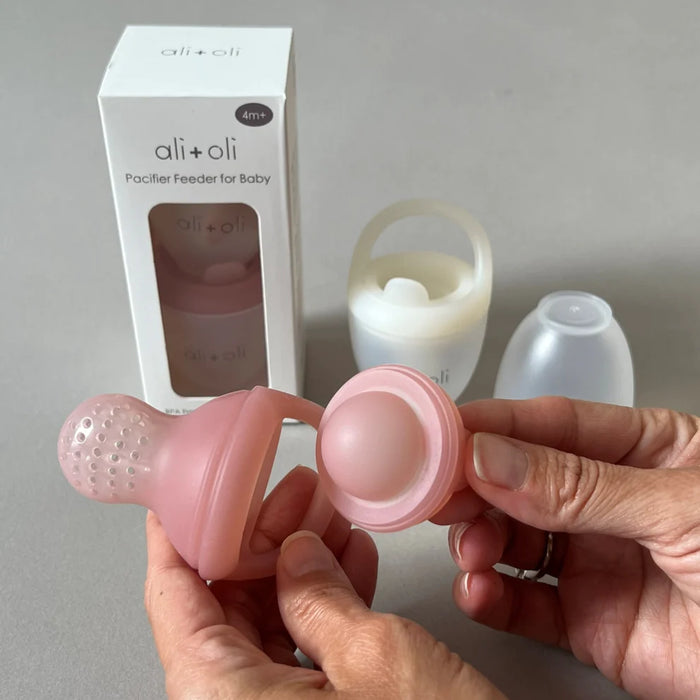 Ali+Oli Silicone Food & Fruit Feeder - Snow/Blush