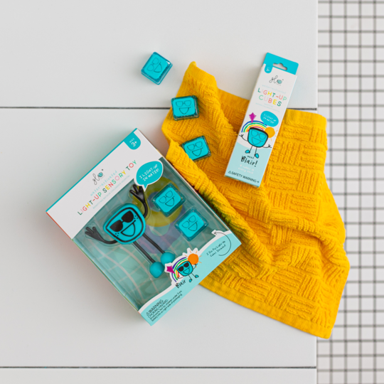 Glo Pals Light up Cubes - Blair Blue (4 Cubes)