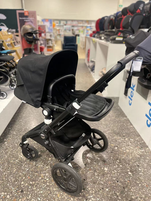 Bugaboo Lynx Black/Black (Markham Floormodel/IN STORE PICK UP ONLY)