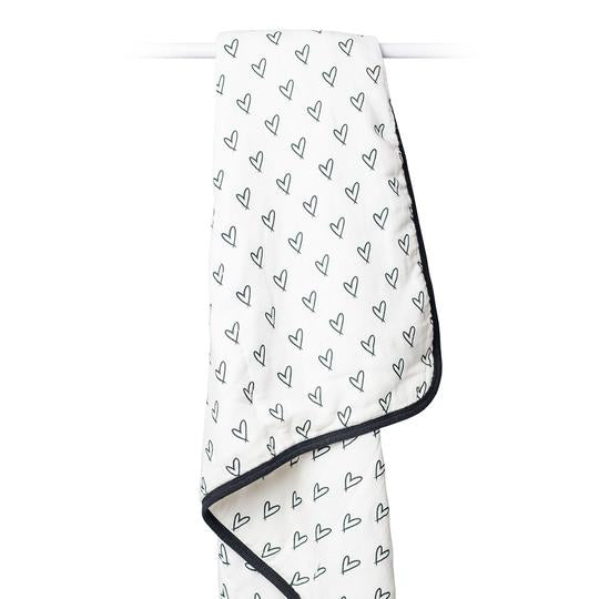 Lulujo Deluxe Quilt Muslin Messy Hearts