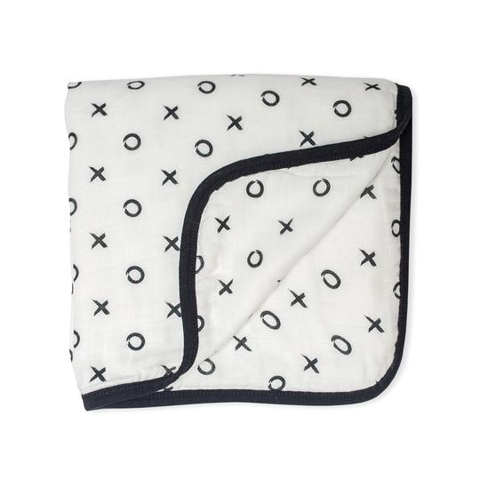 Lulujo Deluxe Quilt Muslin XO