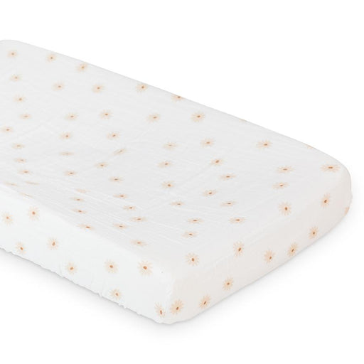 Lulujo Change Pad Cover - Daisies (LJ727)