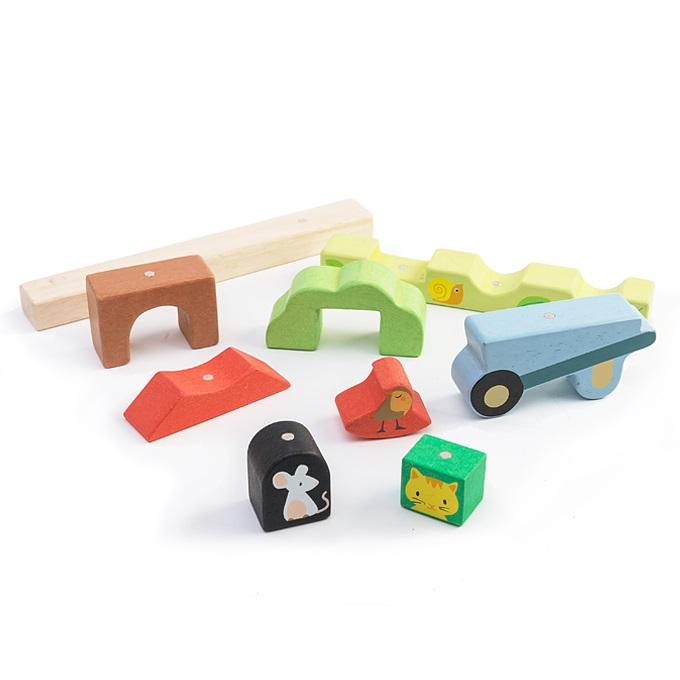 Tender Leaf Toys Garden Magnetic Puzzle