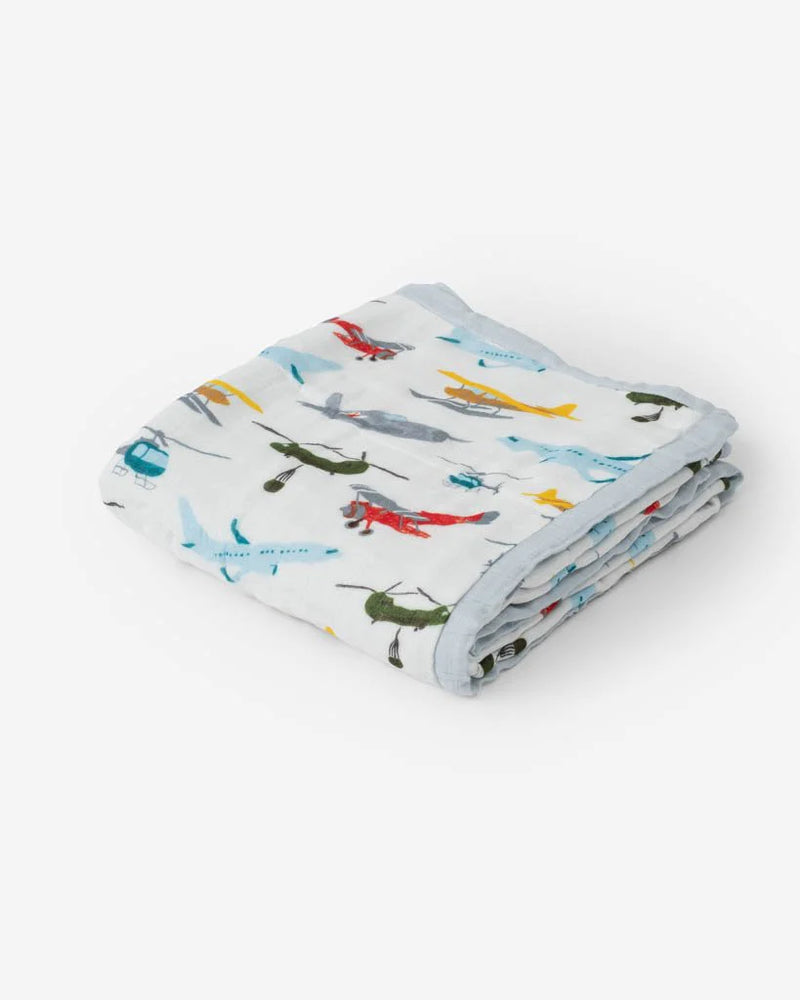 Little Unicorn Deluxe Muslin Quilt - Air Show