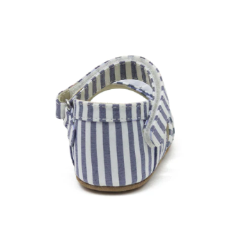 Robeez First Kicks Camellia