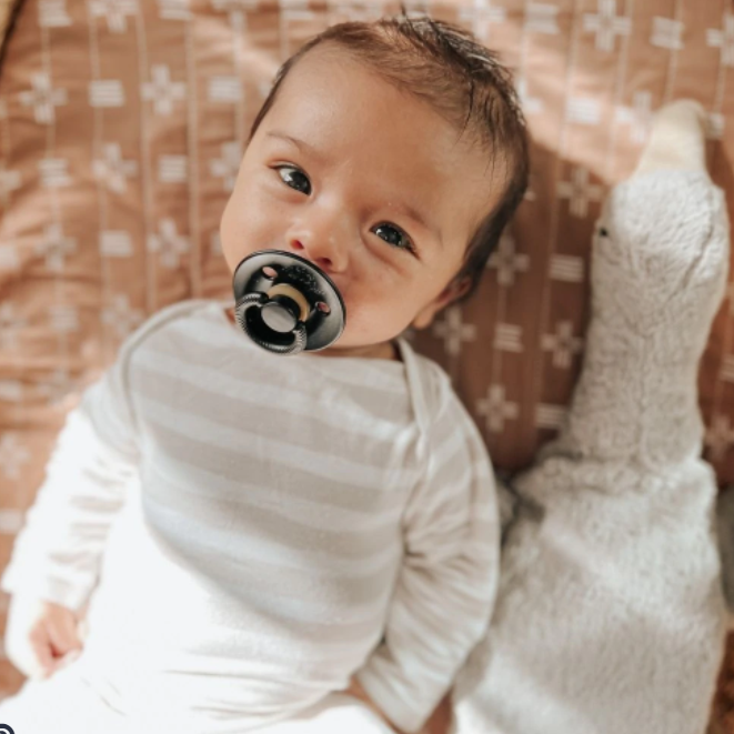 Itzy Ritzy Soother Natural Rubber Pacifier 2pk - Camo & Midnight