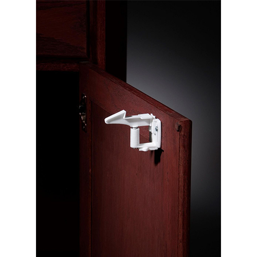 Kidco Spring Action Lock