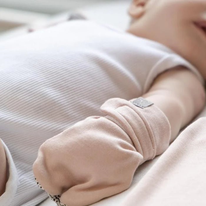 Goumi Knit Mitts - Rose