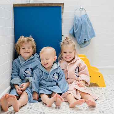 La Millou Bathrobe Small - Universe of Unicorn Pink