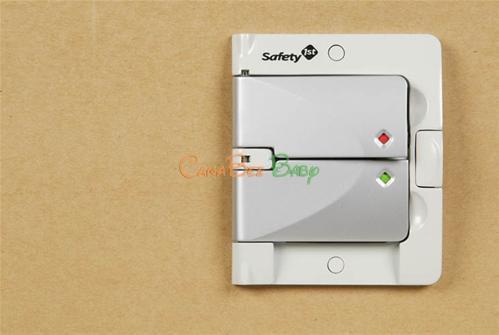Safety 1st Swing Shut Outlet Cover - CanaBee Baby